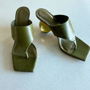 Cult Gaia thong heels